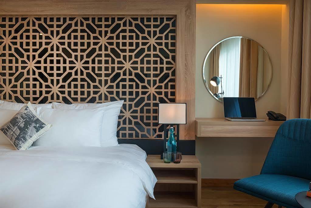 Ccentral Hotel Bui Vien Хошимин Екстериор снимка