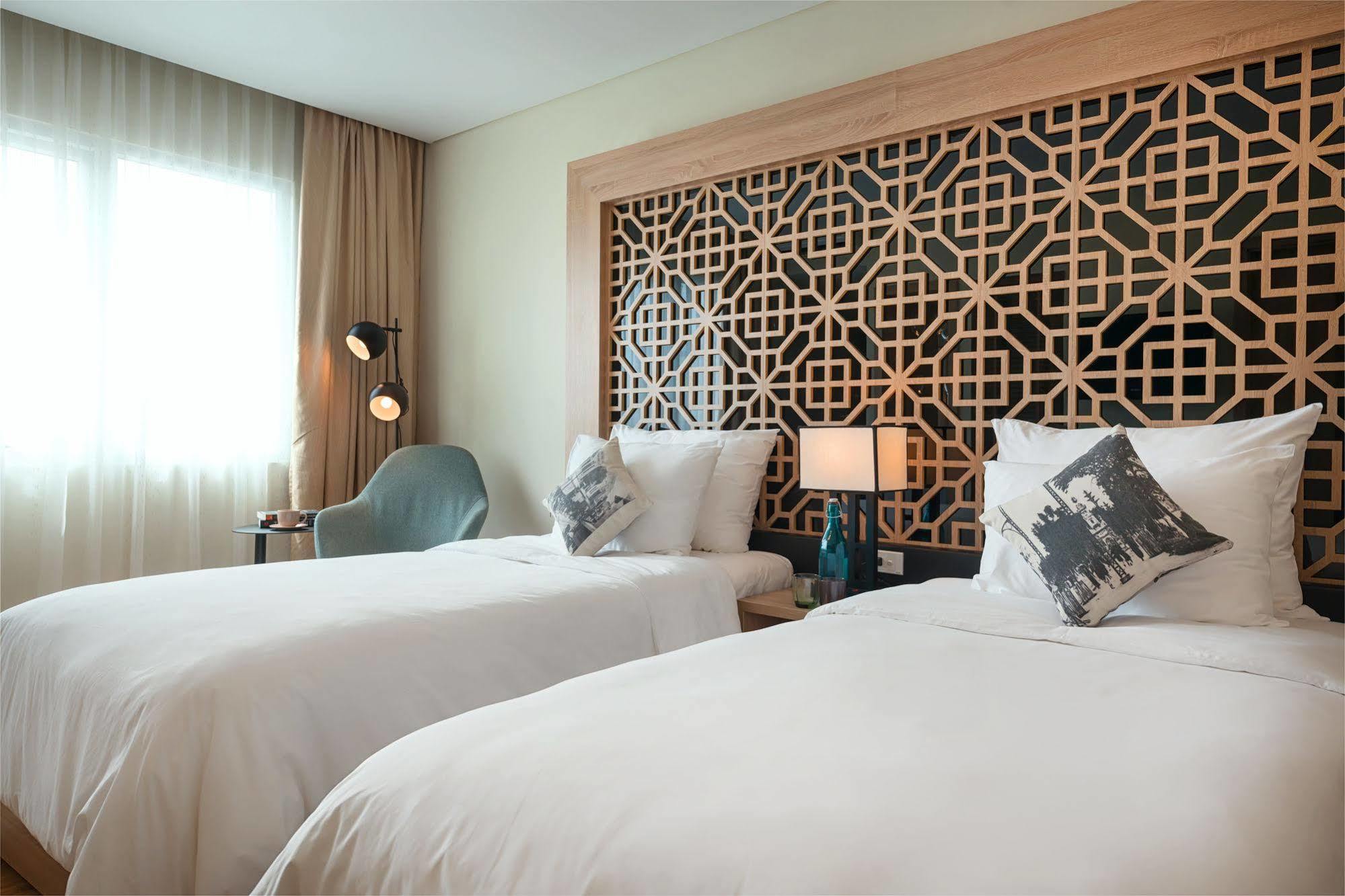 Ccentral Hotel Bui Vien Хошимин Екстериор снимка