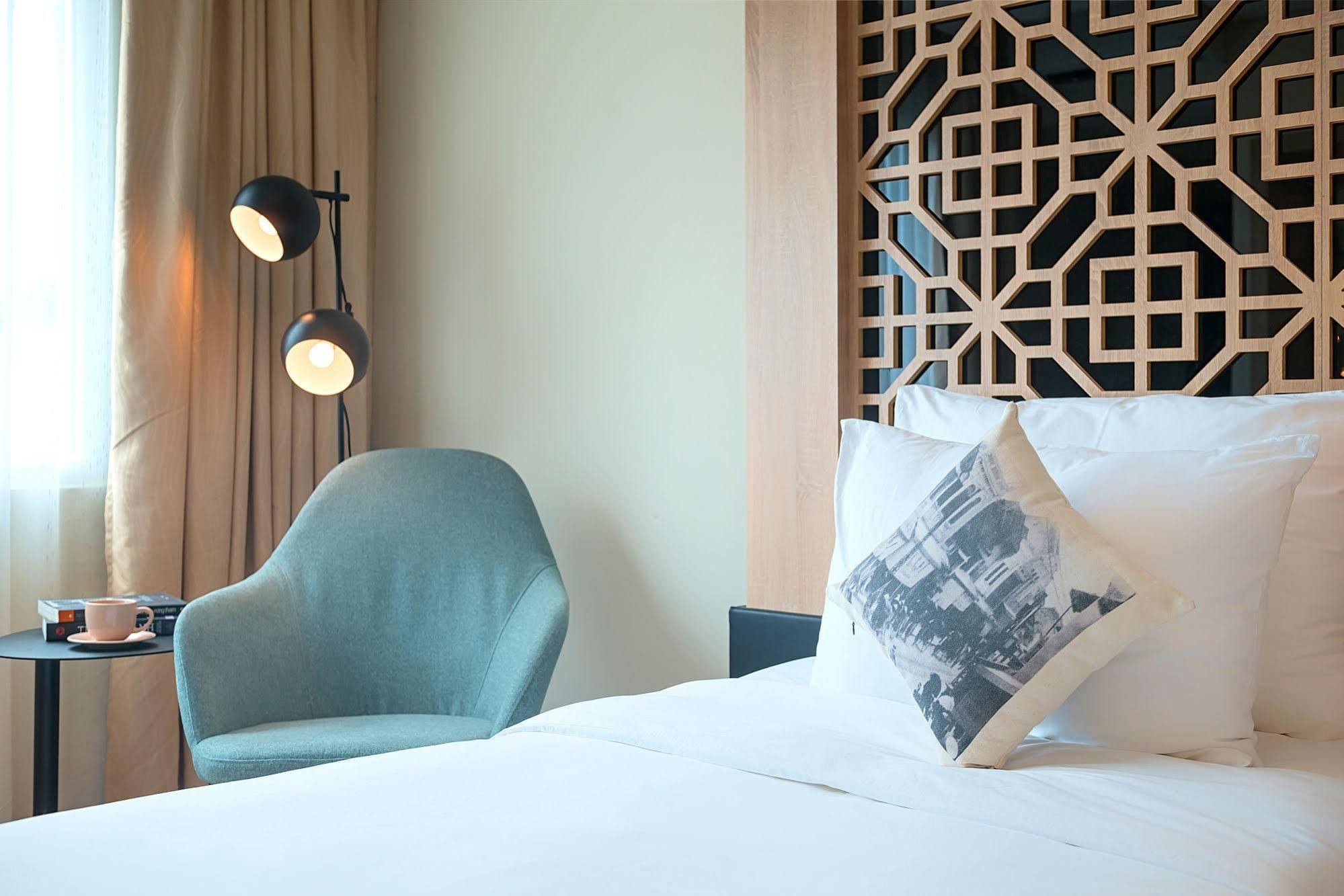 Ccentral Hotel Bui Vien Хошимин Екстериор снимка